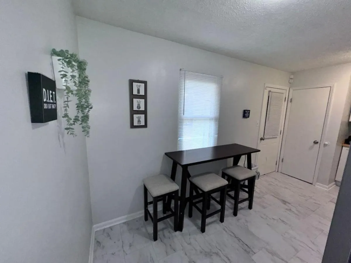 Ferienwohnung Downtown And Near, I-95. Pet Yes Savannah Apartment