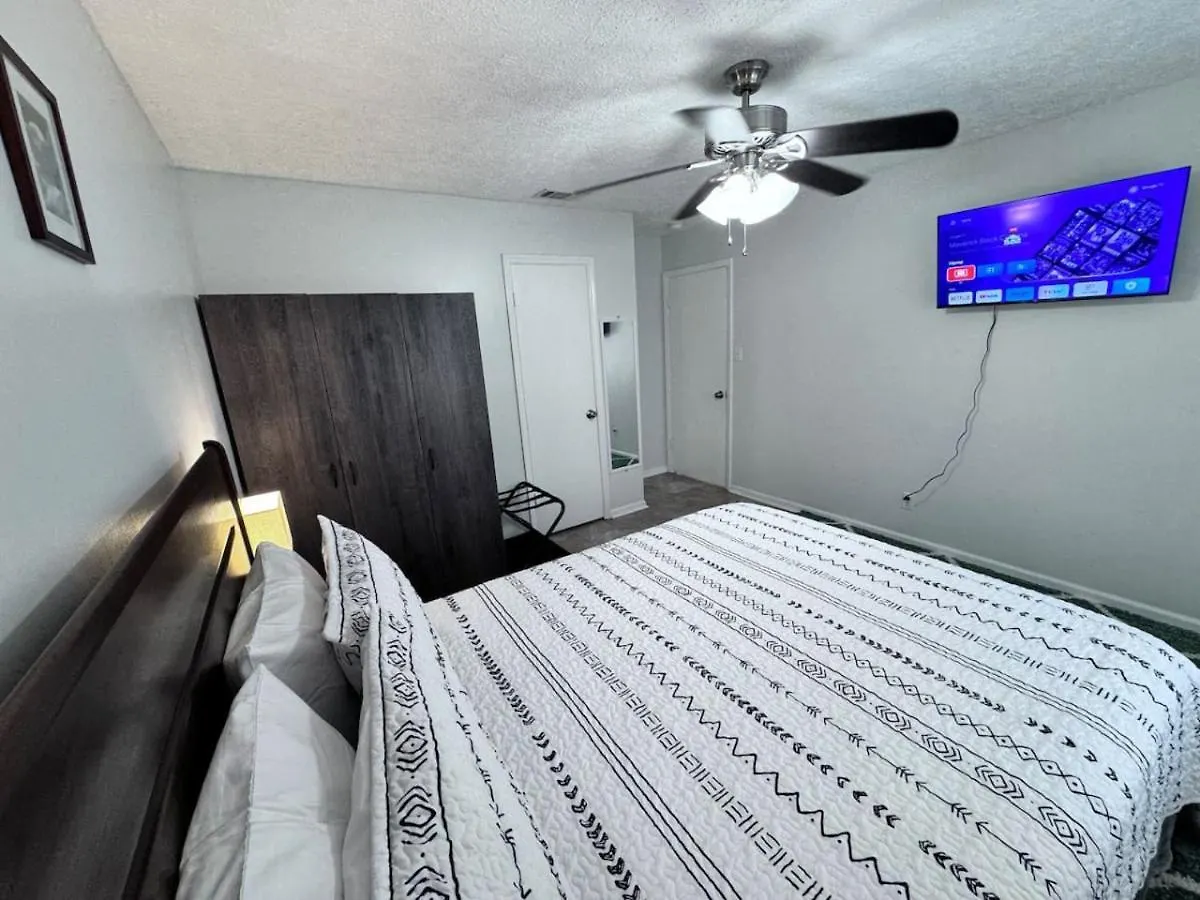 Ferienwohnung Downtown And Near, I-95. Pet Yes Savannah Apartment